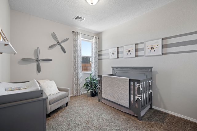 2481 Eglisfield Loop NE, Rio Rancho, NM 87144