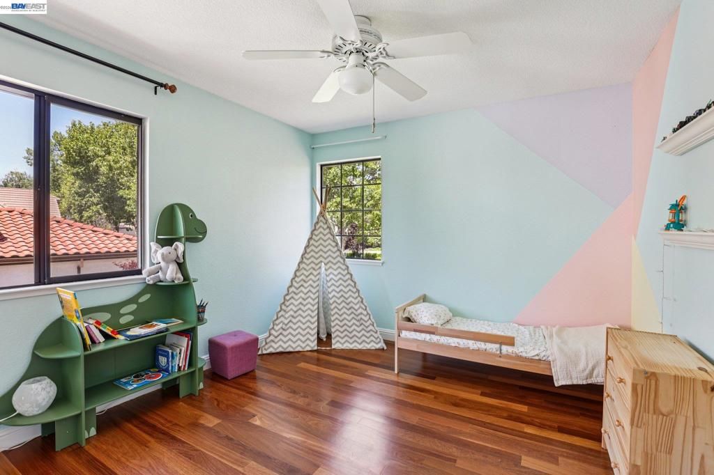 Image 28 of property listing at 1095 Canyon Hills Rd, San Ramon, CA 94582