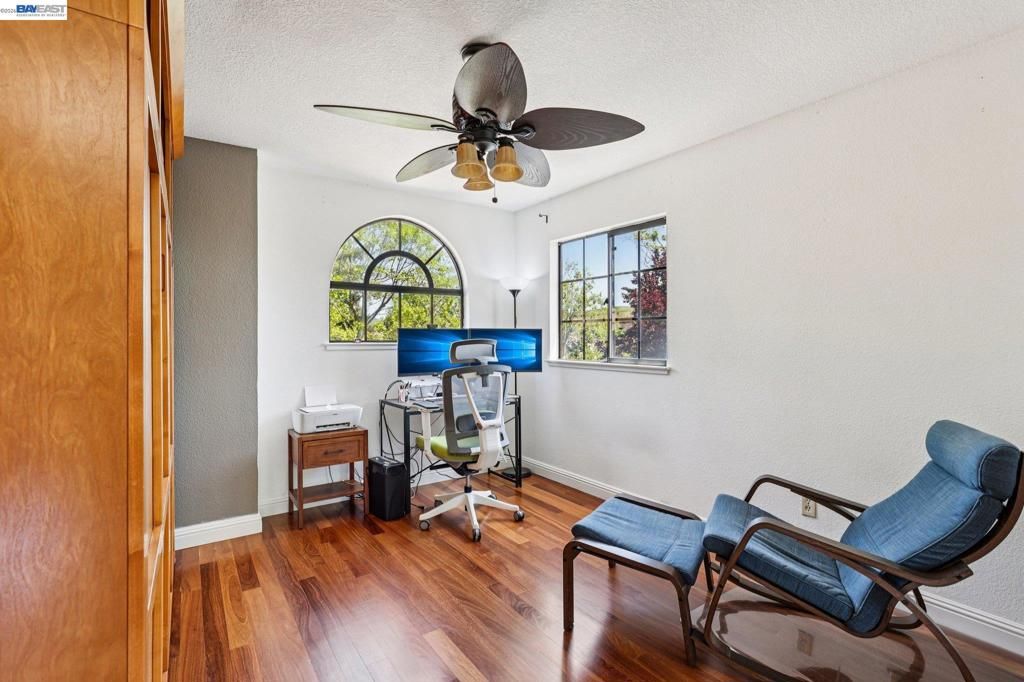 Image 30 of property listing at 1095 Canyon Hills Rd, San Ramon, CA 94582