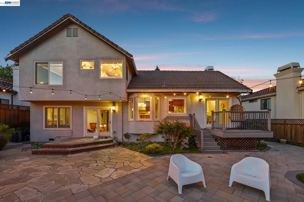 Image 43 of property listing at 1095 Canyon Hills Rd, San Ramon, CA 94582