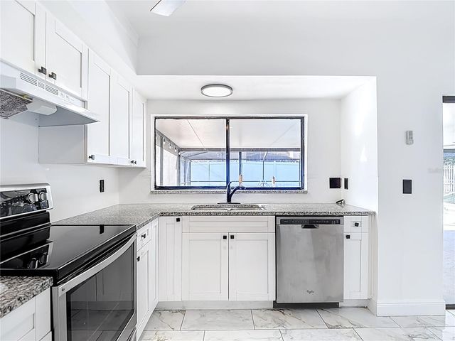 4012 BRAESGATE LANE, Tampa, FL 33624