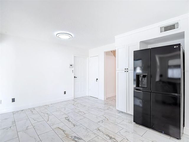 4012 BRAESGATE LANE, Tampa, FL 33624