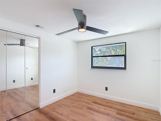 4012 BRAESGATE LANE, Tampa, FL 33624