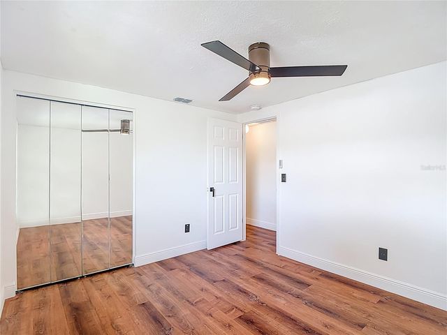 4012 BRAESGATE LANE, Tampa, FL 33624