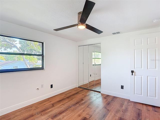 4012 BRAESGATE LANE, Tampa, FL 33624