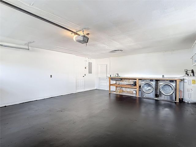 4012 BRAESGATE LANE, Tampa, FL 33624