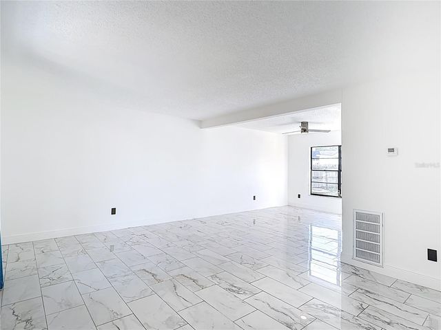 4012 BRAESGATE LANE, Tampa, FL 33624