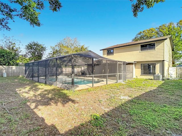 4012 BRAESGATE LANE, Tampa, FL 33624