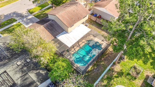 4012 BRAESGATE LANE, Tampa, FL 33624