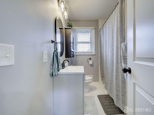 1140 Saint John Street, Manville, NJ 08835