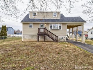 1140 Saint John Street, Manville, NJ 08835