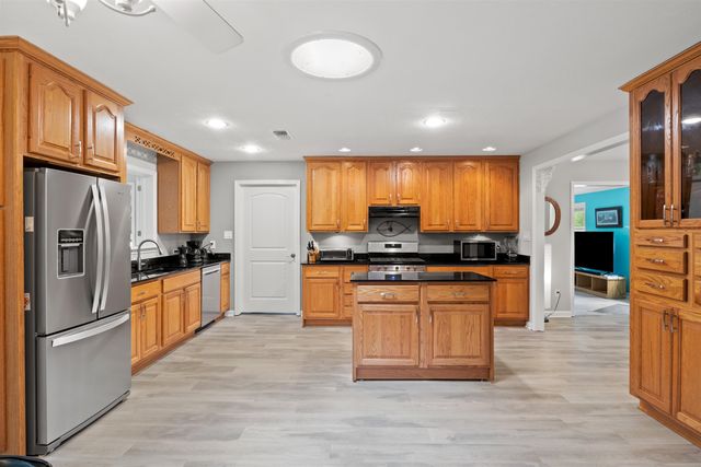 908 Tamarack Avenue, Tallahassee, FL 32303