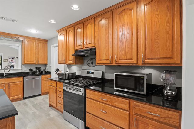 908 Tamarack Avenue, Tallahassee, FL 32303