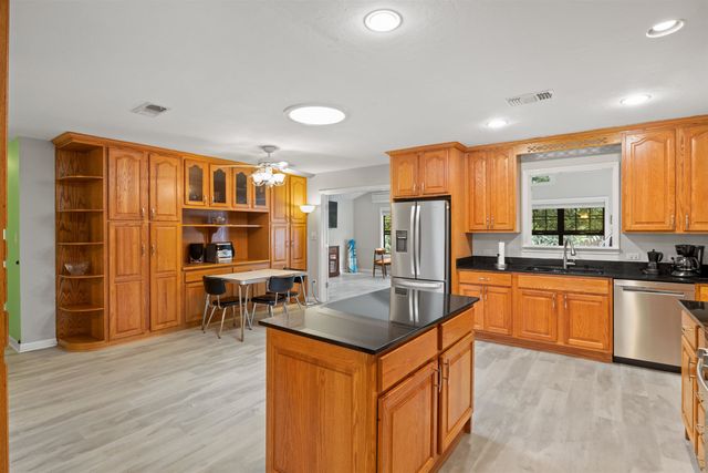 908 Tamarack Avenue, Tallahassee, FL 32303