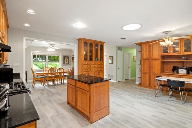 908 Tamarack Avenue, Tallahassee, FL 32303