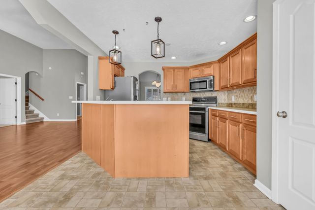 223 Misty Dr, Pleasant View, TN 37146