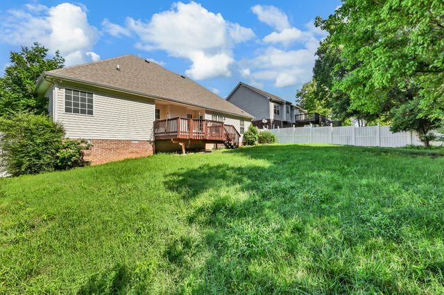 223 Misty Dr, Pleasant View, TN 37146