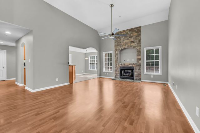 223 Misty Dr, Pleasant View, TN 37146