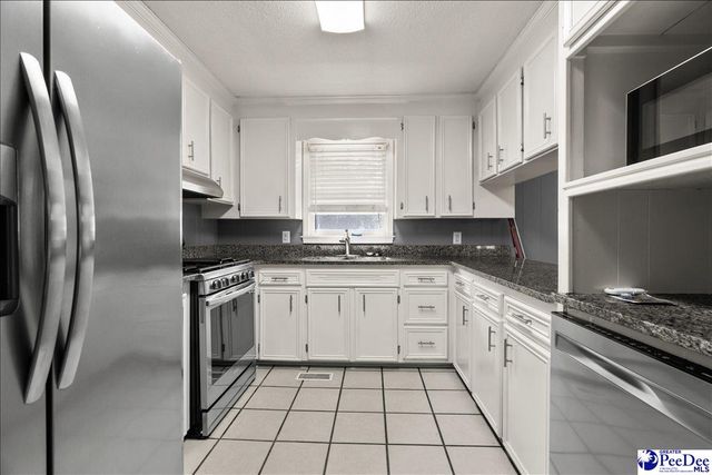 630 Arbor Dr, Florence, SC 29501