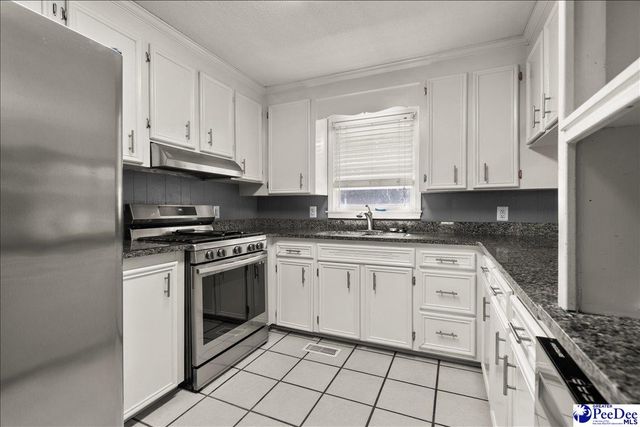 630 Arbor Dr, Florence, SC 29501