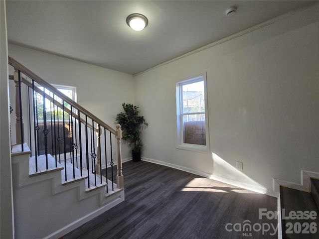 101 S Webb Street, Gastonia, NC 28052