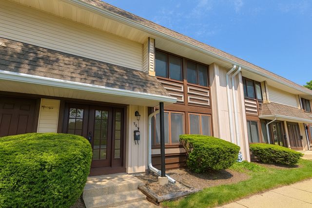 5567 Court F 5567, Hanover Park, IL 60133