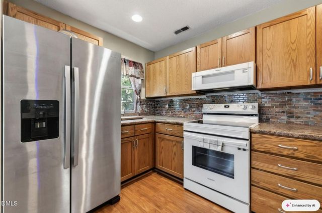6001 Winterpointe Lane 101, Raleigh, NC 27606