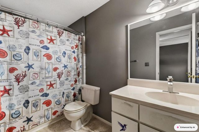 6001 Winterpointe Lane 101, Raleigh, NC 27606