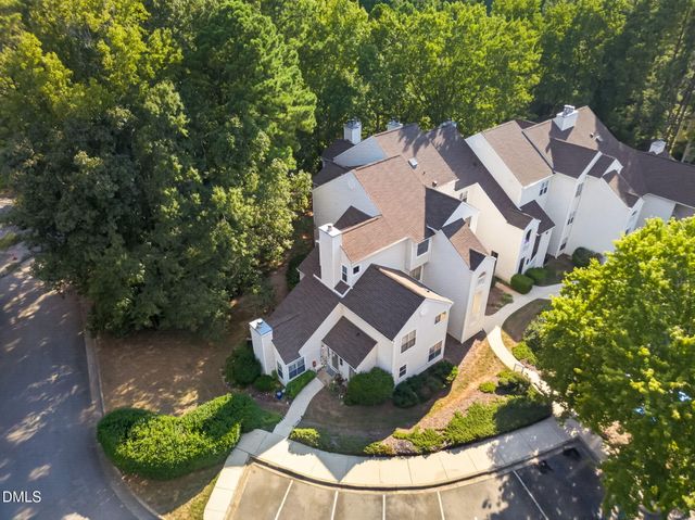 6001 Winterpointe Lane 101, Raleigh, NC 27606