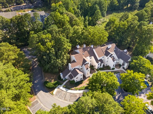 6001 Winterpointe Lane 101, Raleigh, NC 27606