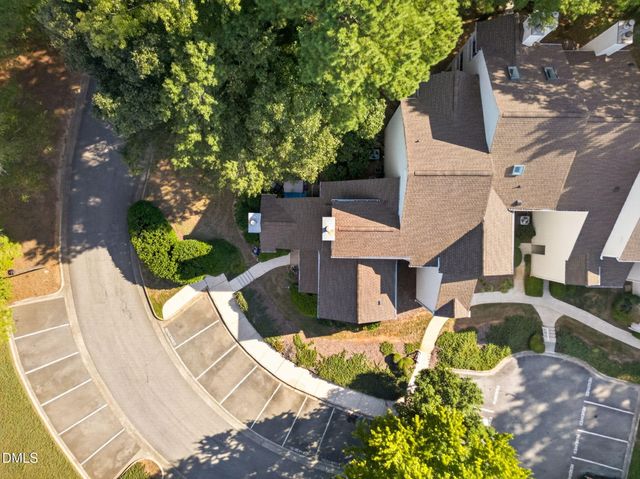 6001 Winterpointe Lane 101, Raleigh, NC 27606