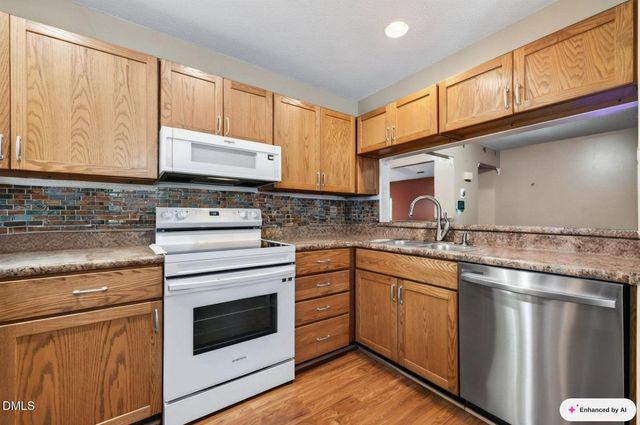 6001 Winterpointe Lane 101, Raleigh, NC 27606