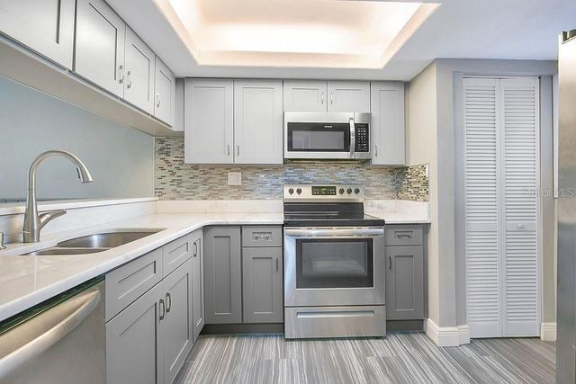 1090 E MICHIGAN STREET A, Orlando, FL 32806