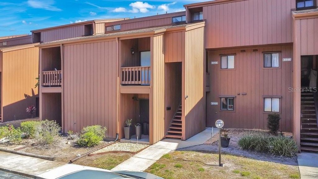 Image 2 of property listing at 1090 E MICHIGAN STREET A, Orlando, FL 32806