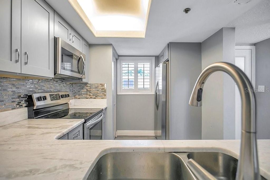 Image 14 of property listing at 1090 E MICHIGAN STREET A, Orlando, FL 32806