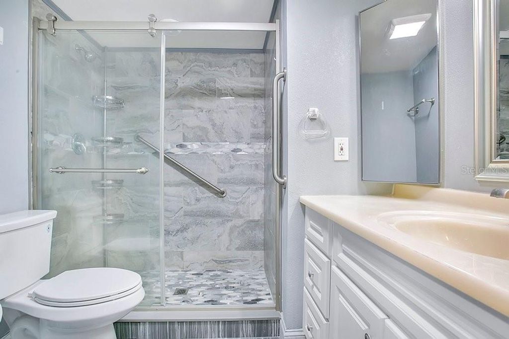 Image 15 of property listing at 1090 E MICHIGAN STREET A, Orlando, FL 32806