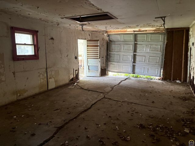 1143 SW Jewell AVE, Topeka, KS 66604