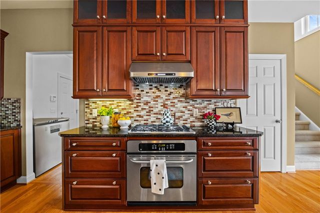 129 Lynx Court, Penfield, NY 14450