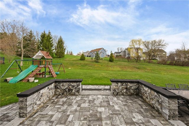 129 Lynx Court, Penfield, NY 14450