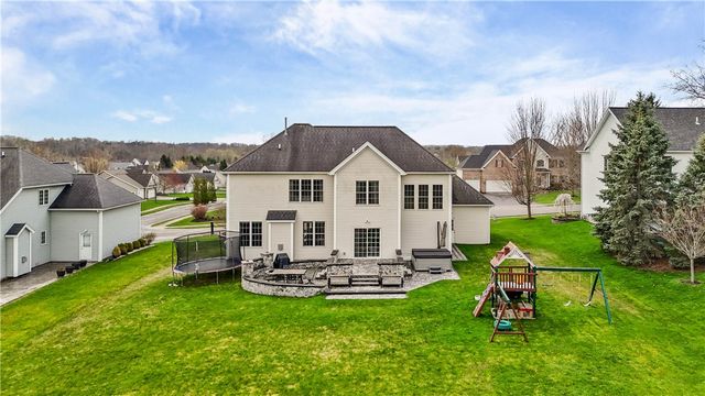 129 Lynx Court, Penfield, NY 14450