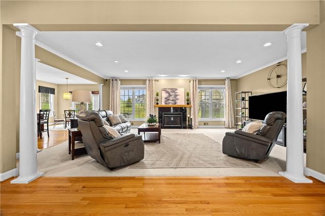 129 Lynx Court, Penfield, NY 14450