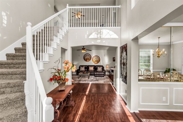 5733 Green Hollow Lane, The Colony, TX 75056