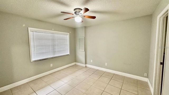 160 JULIE LANE, Auburndale, FL 33823