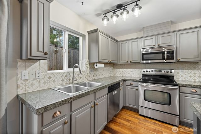 24114 SE 281st Street, Maple Valley, WA 98038