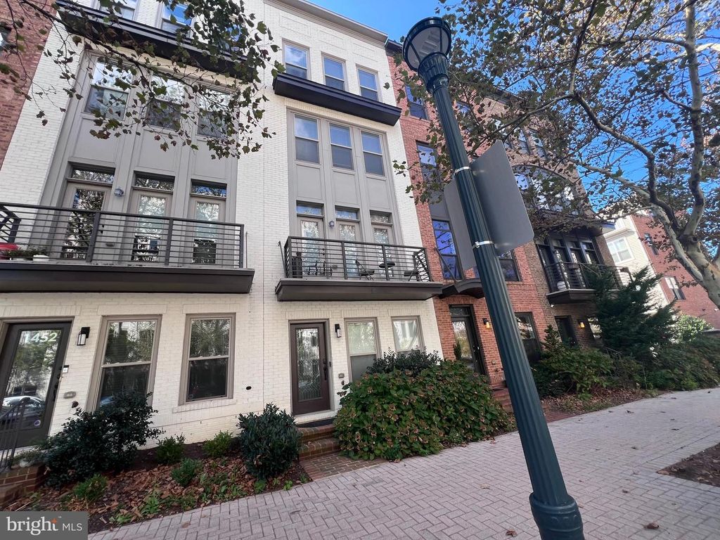 1454 PICCARD DR, Rockville, MD 20850