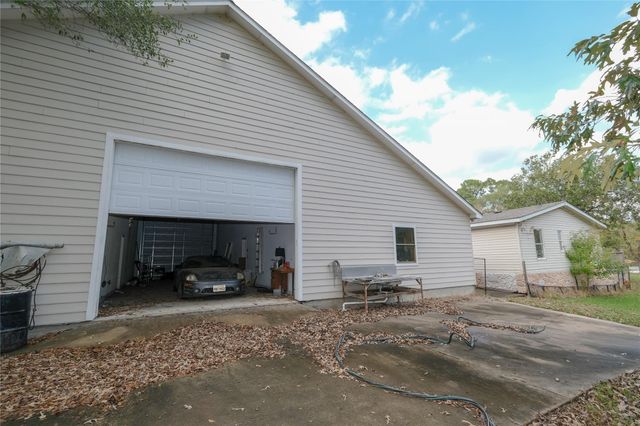 170 W Creek, Trinity, TX 75862