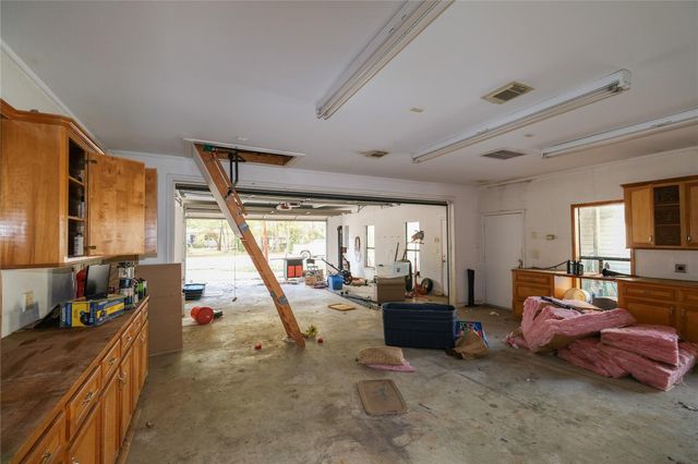 170 W Creek, Trinity, TX 75862