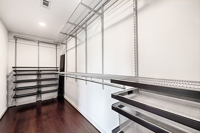 1207 Urban Lofts Drive, Dallas, TX 75215