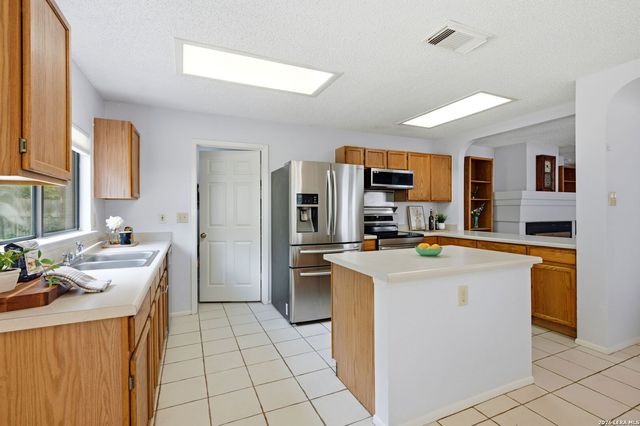 21507 Longwood, San Antonio, TX 78259