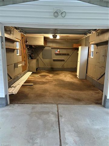 2848 Trent Street, Winston-salem, NC 27127